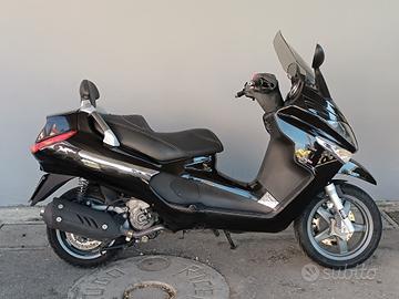Piaggio XEvo 250 - 2012