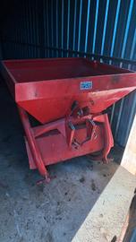 Spandiconcime Angeloni