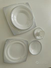 Gran Servizio Piatti e Tazzine 