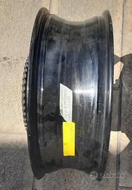 Cerchio posteriore suzuki gsx 600 r anno 2005