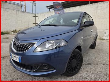 LANCIA YPSILON 1.0 5P S&S HYBRID ALBERTA FERRETTI
