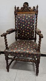 Elegante poltrona a rocchetta in noce, fine '800