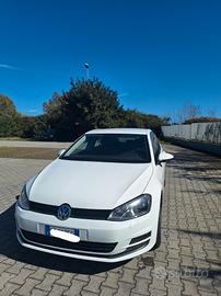 VW Golf 7 1.6 TDI 110cv - 2016 - Full LED - Navi -