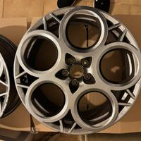 Cerchi in lega 20” Originali alfa romeo tonale