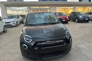Fiat 500 Berlina Hybrid Torino (NUOVA)