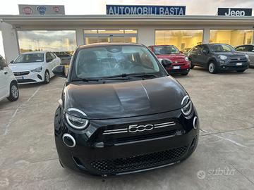 Fiat 500 Berlina Hybrid Torino (NUOVA)