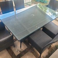 Set tavolo e sedie da giardino 