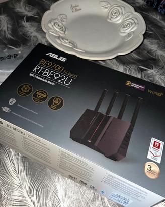 Asus BE9700 tri-band RT-BE92U WiFi 7 RouterTOP