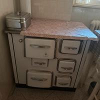 stufa cucina vintage a legna