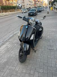 Piaggio Vespa 300 GTS hpe - 2020
