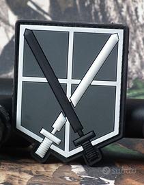 Patch distintivo Attack on Titan Attacko dei Gigan