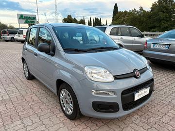 FIAT PANDA 1.0 HYBRID 70 CV SI A NEOPATENTATI