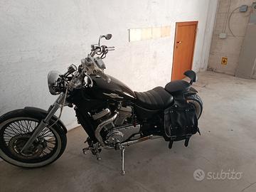 Suzuki intruder vs 750