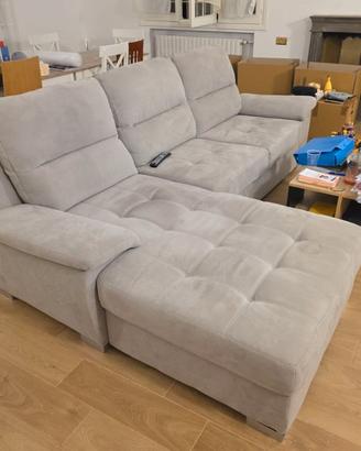Divano letto con chaise longue