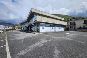 NEGOZIO A CONCESIO