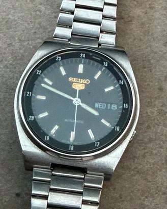 Seiko 5 Vintage Automatic 7009 Military Dial