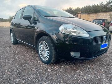 FIAT Grande Punto solo 65.000 km