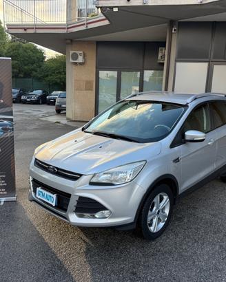 Ford Kuga 2.0 TDCI 140 CV 4WD Powershift
