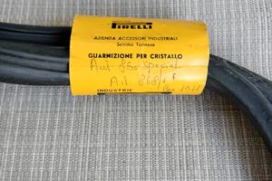 Guarnizione per cristallo auto fiat  850 special