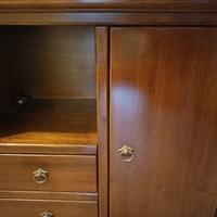 Mobile in legno con specchio