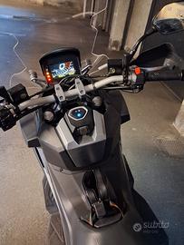 scooter syn cc 400 anno 2026 Giugno 