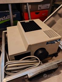 Proiettore Diapositive Ferrania 3M 2000