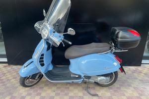 Piaggio Vespa 300 GTS