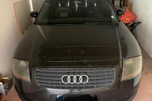 Audi TT Roadster cabrio