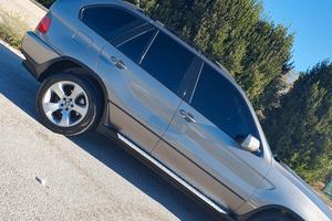 BMW X5 modello e53