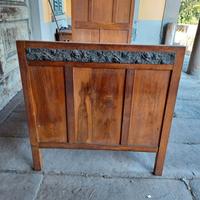 Letto antico in legno massello con intaglio