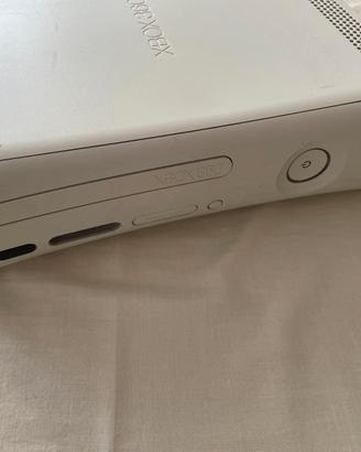Console XBOX 360 bianca + 4 giochi originali