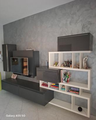 parete attrezzata completa e moderna 