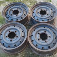 4 cerchioni in ferro misura 16" a 5 fori Mahindra