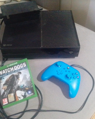 Consolle Xbox One con joistick e gioco
