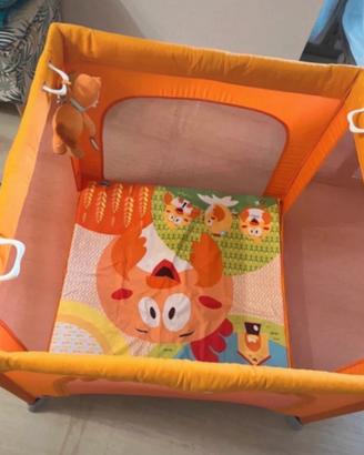 Box arancione Chicco colore unisex con tappeto
