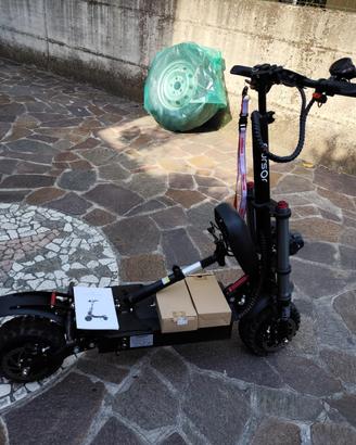 monopattino elettrico