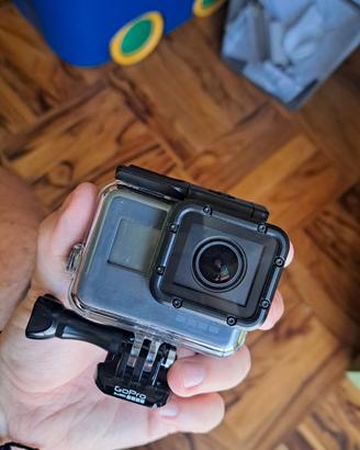 go pro hero 5 super accessoriata gopro