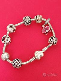 Bracciale  PANDORA  con 8 charm cm.19