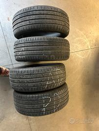 Gomme Dunlop 225 50 18 95v estive