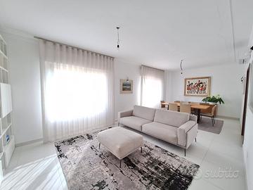 APPARTAMENTO IN BIFAMILIARE CON SCOPERTO E GARAGE