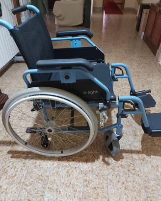 sedia a rotelle