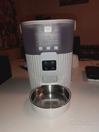 Mangiatoia automatica