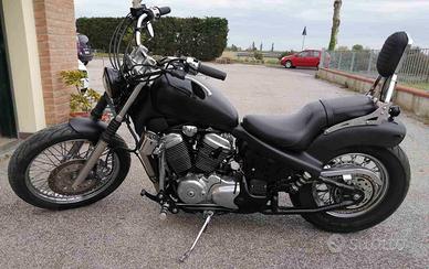 Honda shadow 600 serbatoio Vendita in Motori