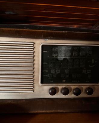 Radio a valvole Magnadyne