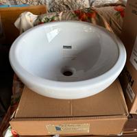 Lavabo di appoggio