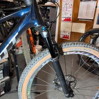 FORCELLA FOX RHYTHM SERIES 32 FLOAT 29 120MM GRIP