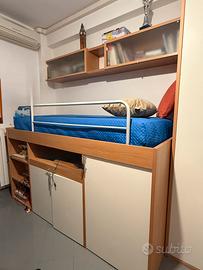 Cameretta completa su misura in legno di qualità