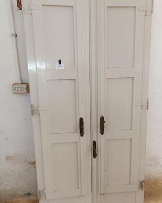 Finestre e porte-finestre antiche  laccate bianche
