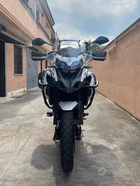 MOTO BENELLI TRK 502