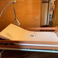 Letto degenza ospedaliero anziani